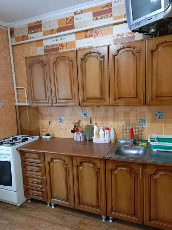Комната 38 м в 1-к., 2/9 эт. - Фото 0