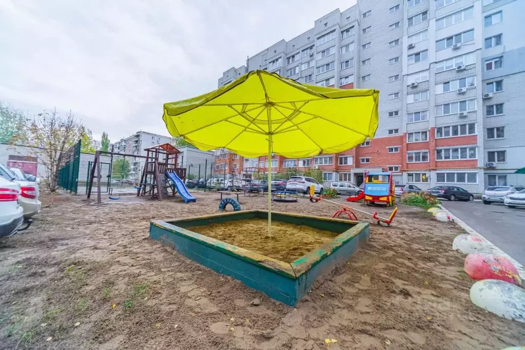 3-к кв. Саратовская область, Саратов ул. Имени А.П. Чехова, 6А (81.4 ... - Фото 2