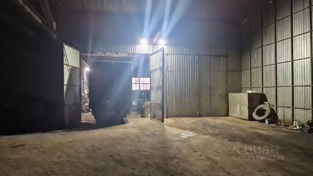 Помещение свободного назначения в Свердловская область, Екатеринбург ... - Фото 0