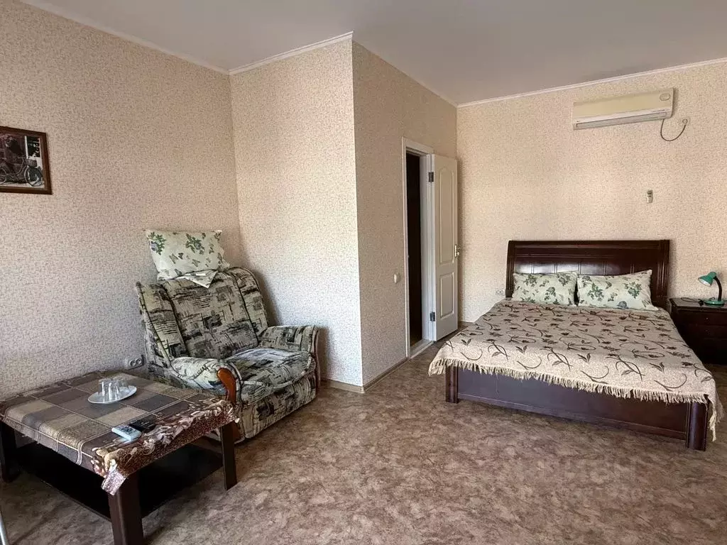 Комната Крым, Сакский район, с. Штормовое ул. Набережная, 25 - Фото 2