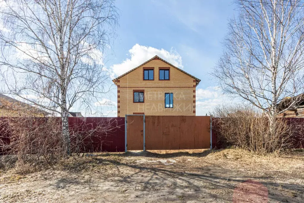 Дом в Тюменский район, деревня Зубарева (280 м) - Фото 1