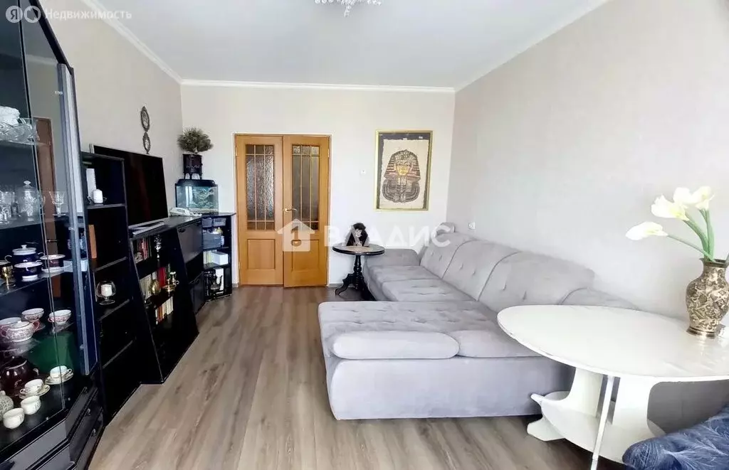 3-комнатная квартира: Калининград, улица Полковника Ефремова, 7 (63 м) - Фото 2