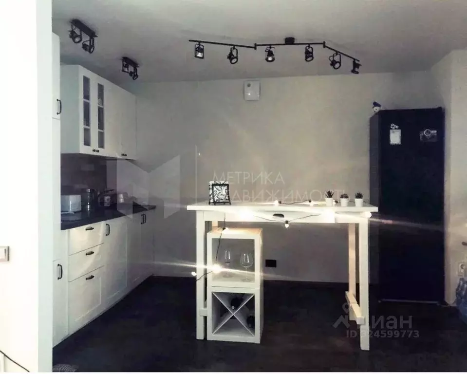 Студия Тюменская область, Тюмень ул. Газопромысловая, 1к1 (37.6 м) - Фото 1