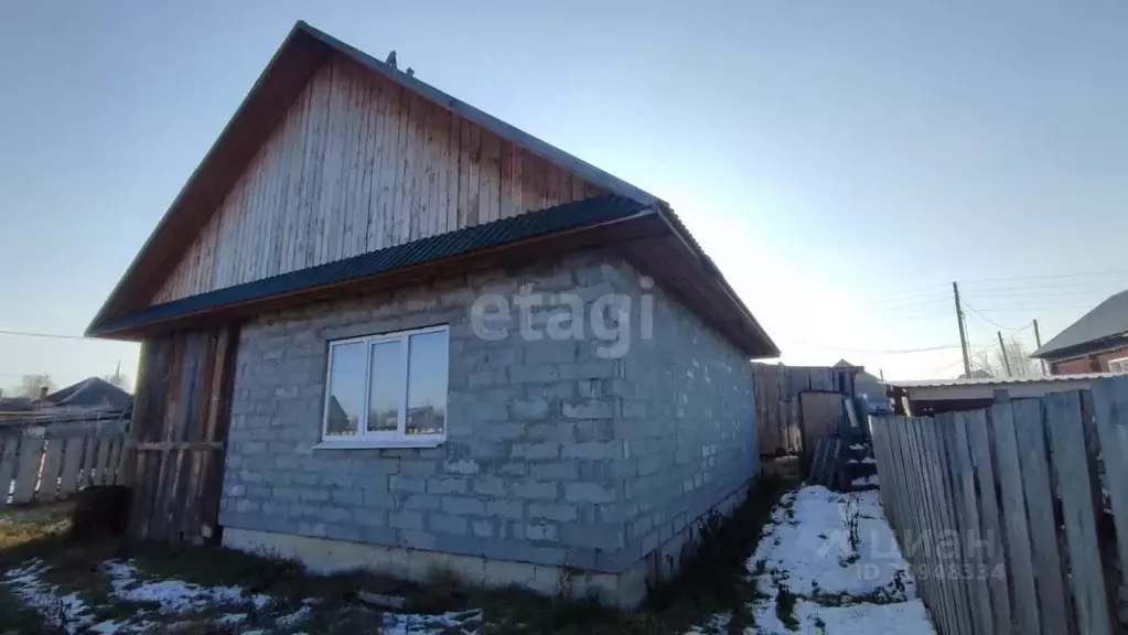 Дом в Свердловская область, Талицкий городской округ, д. Белая Елань ... - Фото 1