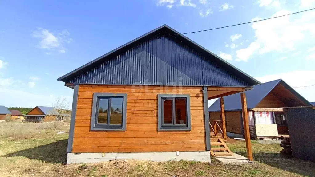 Дом в Башкортостан, Иглинский сельсовет, с. Иглино  (70 м) - Фото 1