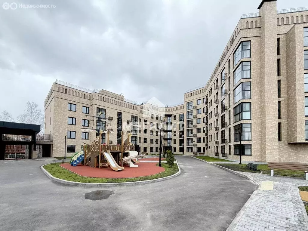 2-комнатная квартира: Казань, улица Урицкого, 1 (51 м) - Фото 1