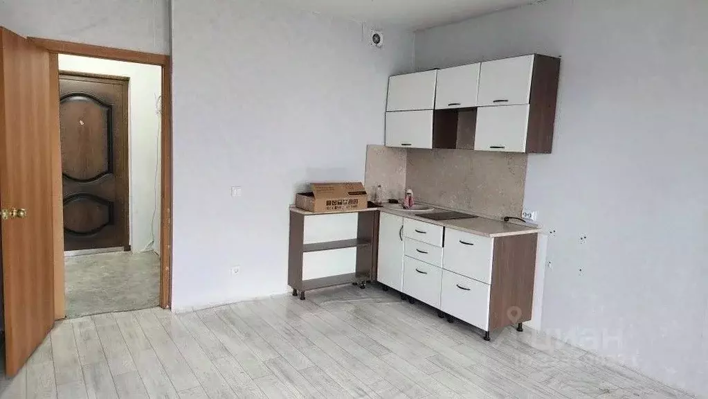 Студия Красноярский край, Красноярск ул. Микуцкого, 3 (28.0 м) - Фото 1