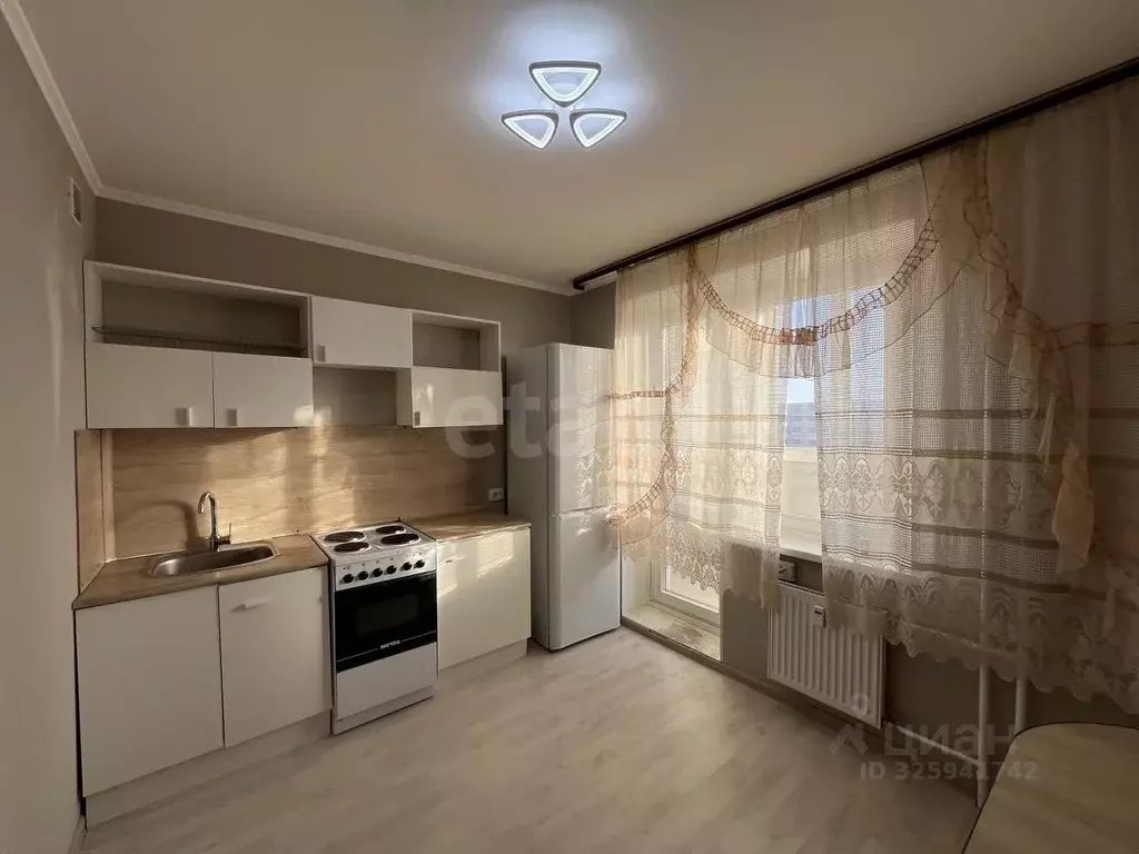 1-к кв. Тюменская область, Тюмень ул. Монтажников, 38 (38.0 м) - Фото 0