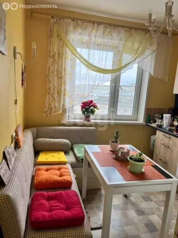 3-комнатная квартира: Воронеж, Ленинский проспект, 7/4 (64.5 м) - Фото 0