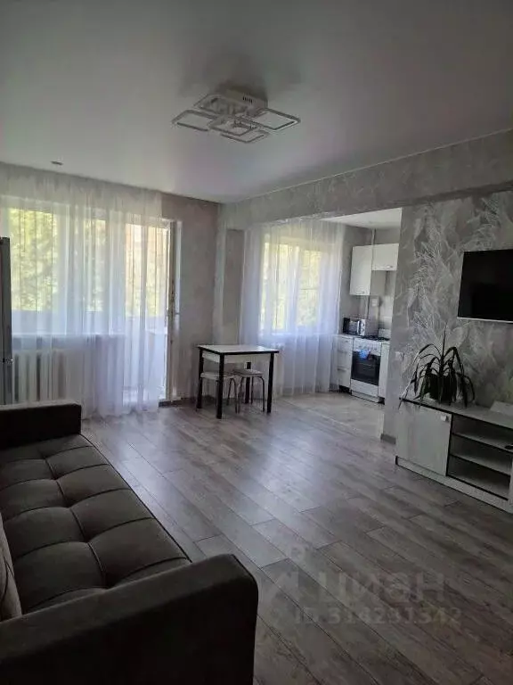 2-к кв. Омская область, Омск ул. Красный Путь, 28Б (46.0 м) - Фото 0