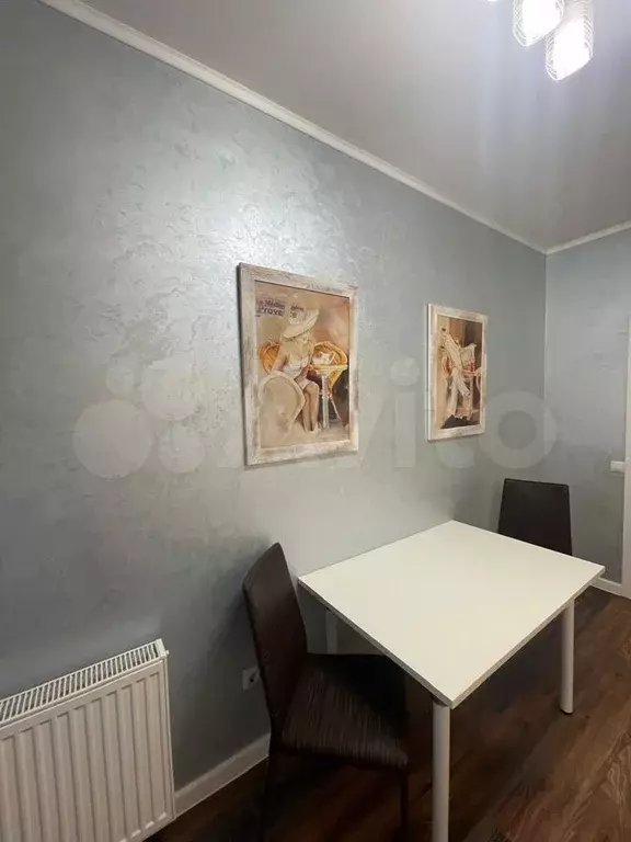 2-к. квартира, 60 м, 1/3 эт. - Фото 1