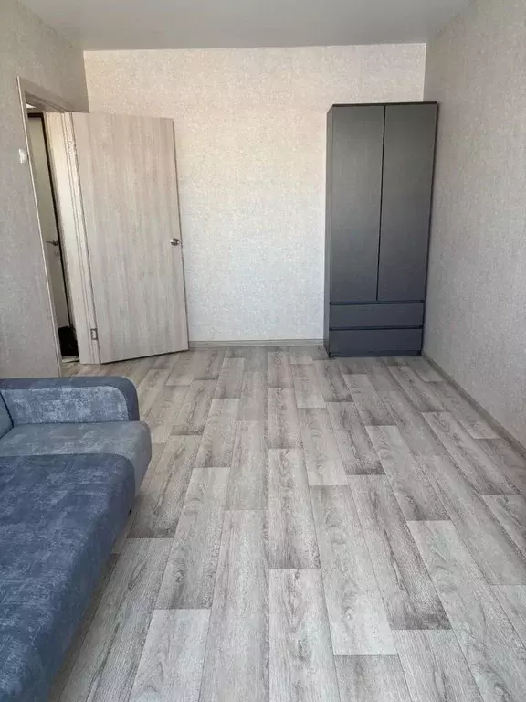 1-к кв. Курганская область, Курган Заозерный жилрайон, 8-й мкр, 5 ... - Фото 2