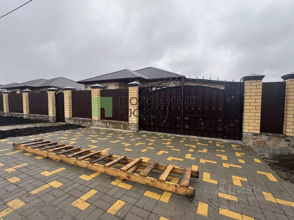 Дом в Белгородская область, Белгородский район, Дубовское с/пос, с. ... - Фото 2