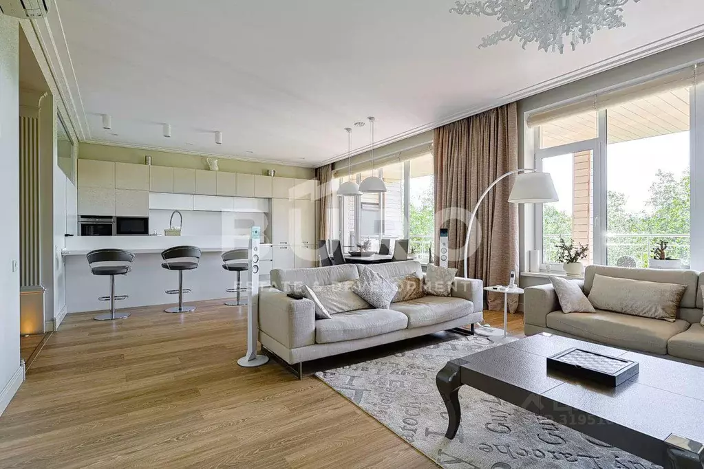 Квартира, 4 комнаты, 280 м - Фото 0