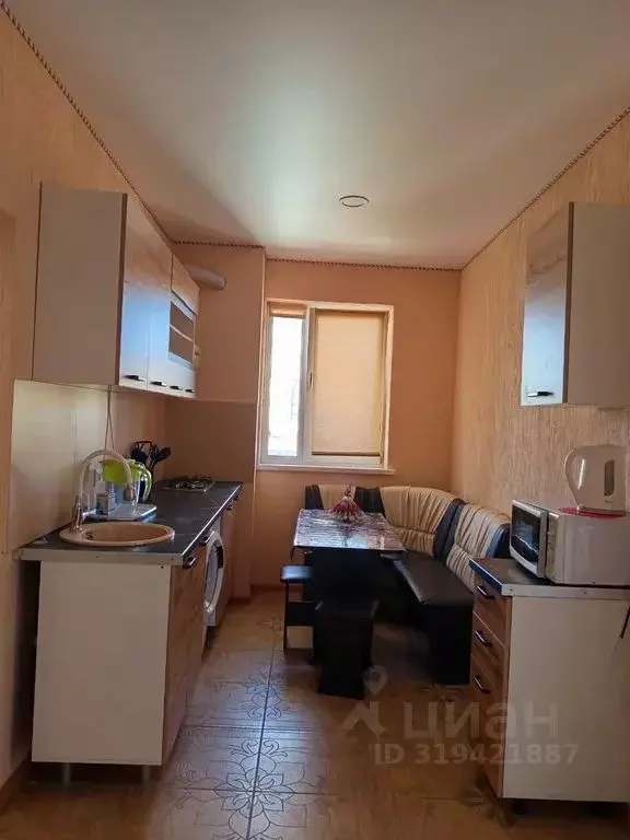 2-к кв. Крым, Феодосия муниципальный округ, Орджоникидзе пгт ул. ... - Фото 0
