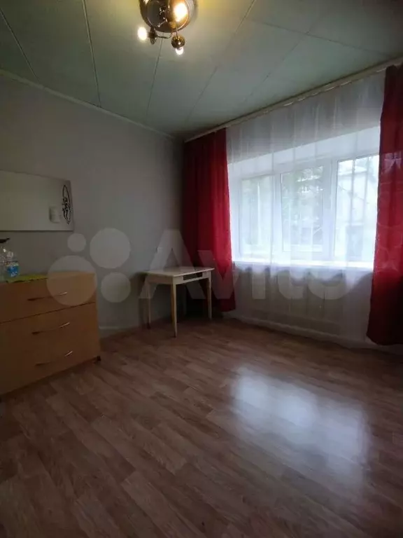 Комната 14 м в 3-к., 1/3 эт. - Фото 0