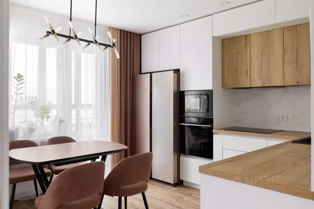 3-к кв. Татарстан, Казань ул. Александра Курынова, 10к3 (75.1 м) - Фото 2