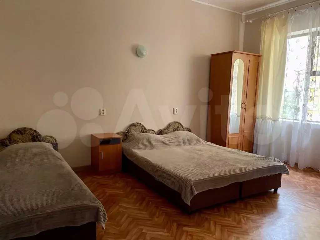 Комната 25 м, 2/3 эт. - Фото 0