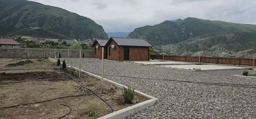 Дом в Дагестан, Казбековский район, Зубутлинский сельсовет, с. ... - Фото 1