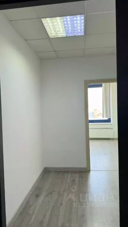 Помещение свободного назначения в Волгоградская область, Волгоград ул. ... - Фото 1