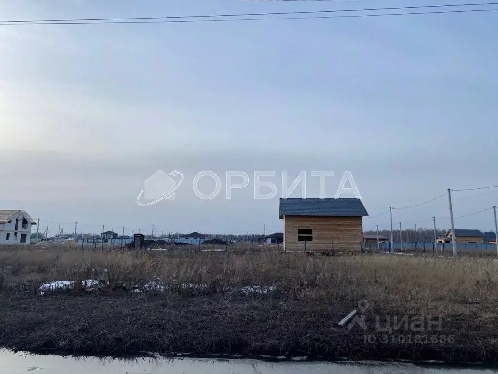 Участок в Тюменская область, Тюменский район, д. Малиновка  (7.0 сот.) - Фото 0