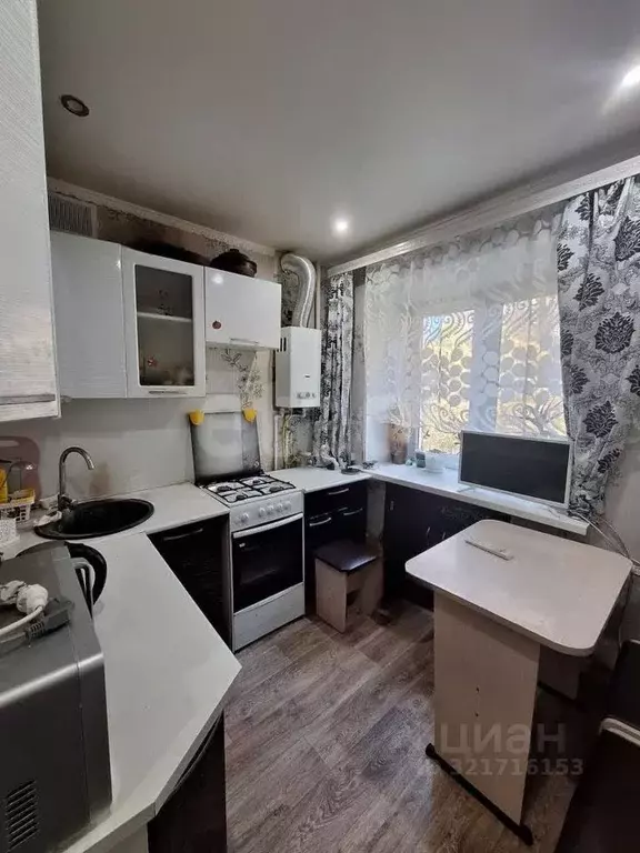 2-к кв. Владимирская область, Ковров Комсомольская ул., 36к4 (43.6 м) - Фото 1