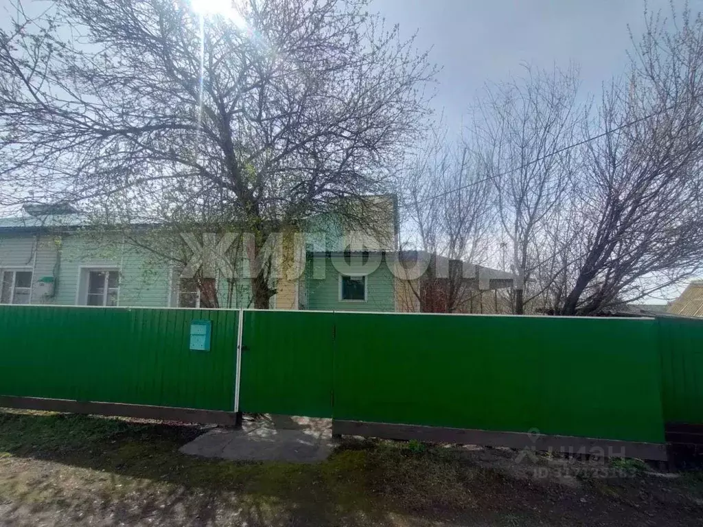 3-к кв. Алтайский край, Тогульский район, с. Тогул Школьная ул. (90.0 ... - Фото 0