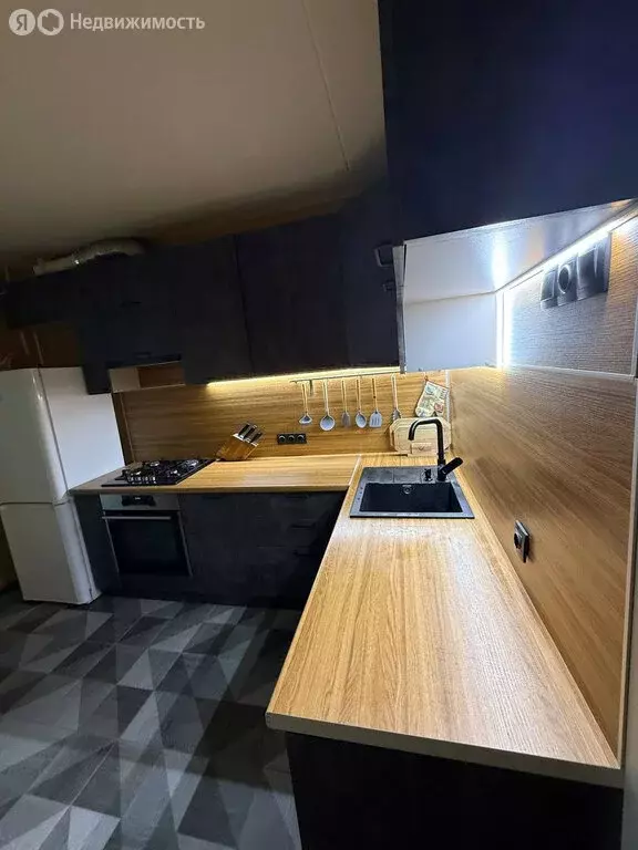 2-комнатная квартира: Фролы, Весенняя улица, 6 (56 м) - Фото 1
