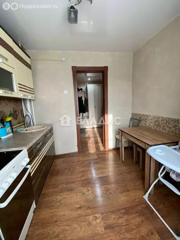 3-комнатная квартира: Новая Брянь, улица Пирогова, 6 (60.2 м) - Фото 1