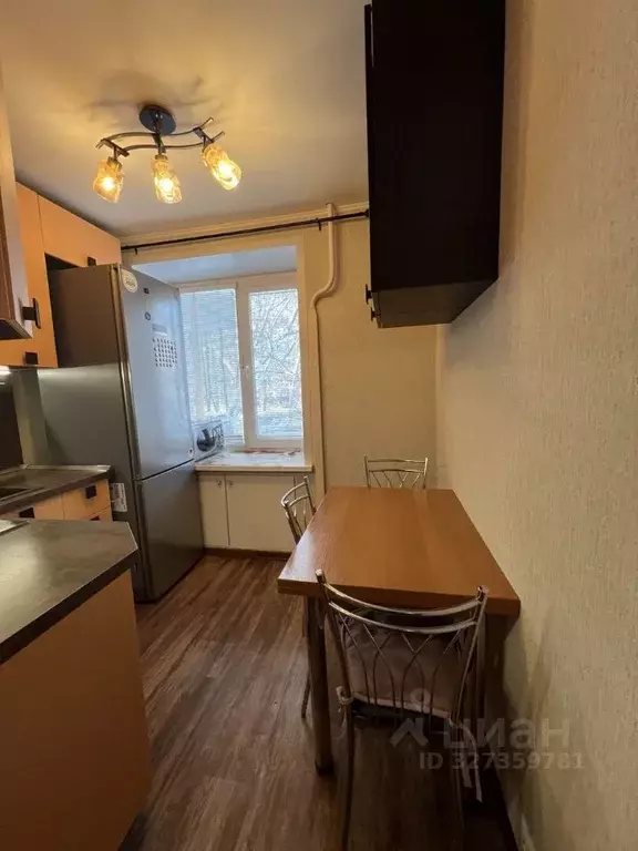 3-к кв. Москва ул. Паршина, 25К1 (56.5 м) - Фото 2