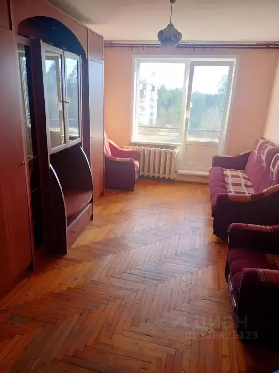 3-к кв. Ленинградская область, Луга Луга-3 тер., 15/252 (70.0 м) - Фото 1