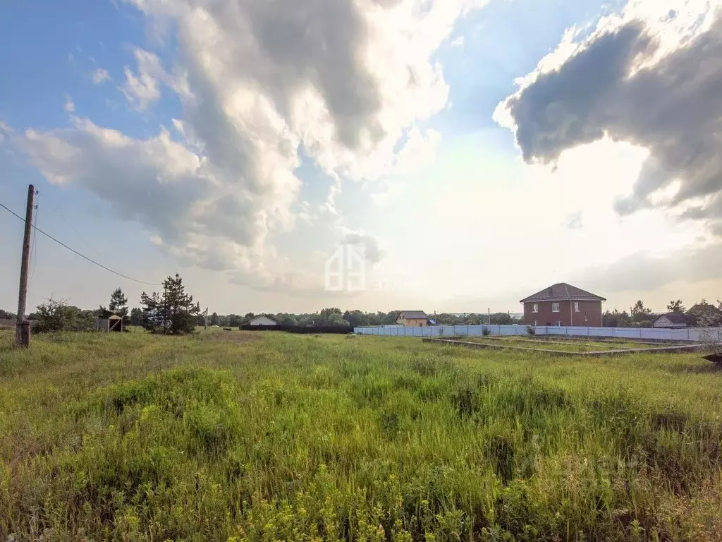 Участок в Калужская область, Дзержинский муниципальный округ, с. ... - Фото 1