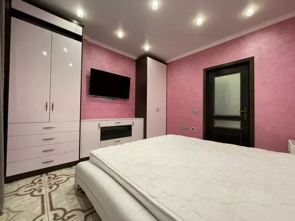 2-к кв. Удмуртия, Ижевск ул. Карла Маркса, 455 (62.0 м) - Фото 1