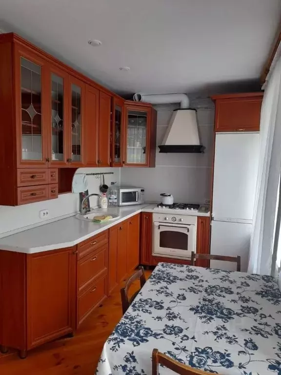 2-к кв. Удмуртия, Ижевск Автозаводская ул., 4 (50.0 м) - Фото 0