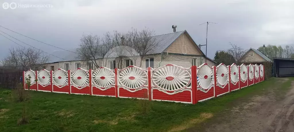 Дом в Верхнеуслонский район, Бурнашевское сельское поселение, село ... - Фото 0