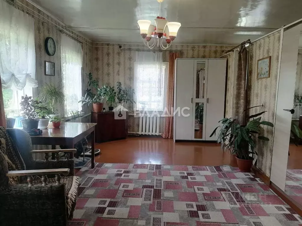 Дом в Брянская область, Дубровское городское поселение, д. Немерь ул. ... - Фото 1