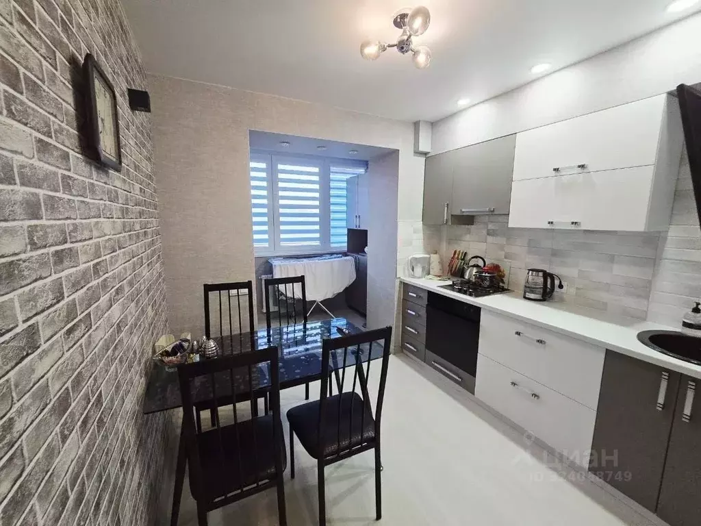 3-к кв. Ставропольский край, Пятигорск просп. Калинина, 2к1 (72.0 м) - Фото 1