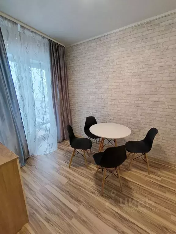 1-к кв. Псковская область, Псков ул. Ижорского Батальона, 7Б (35.0 м) - Фото 2