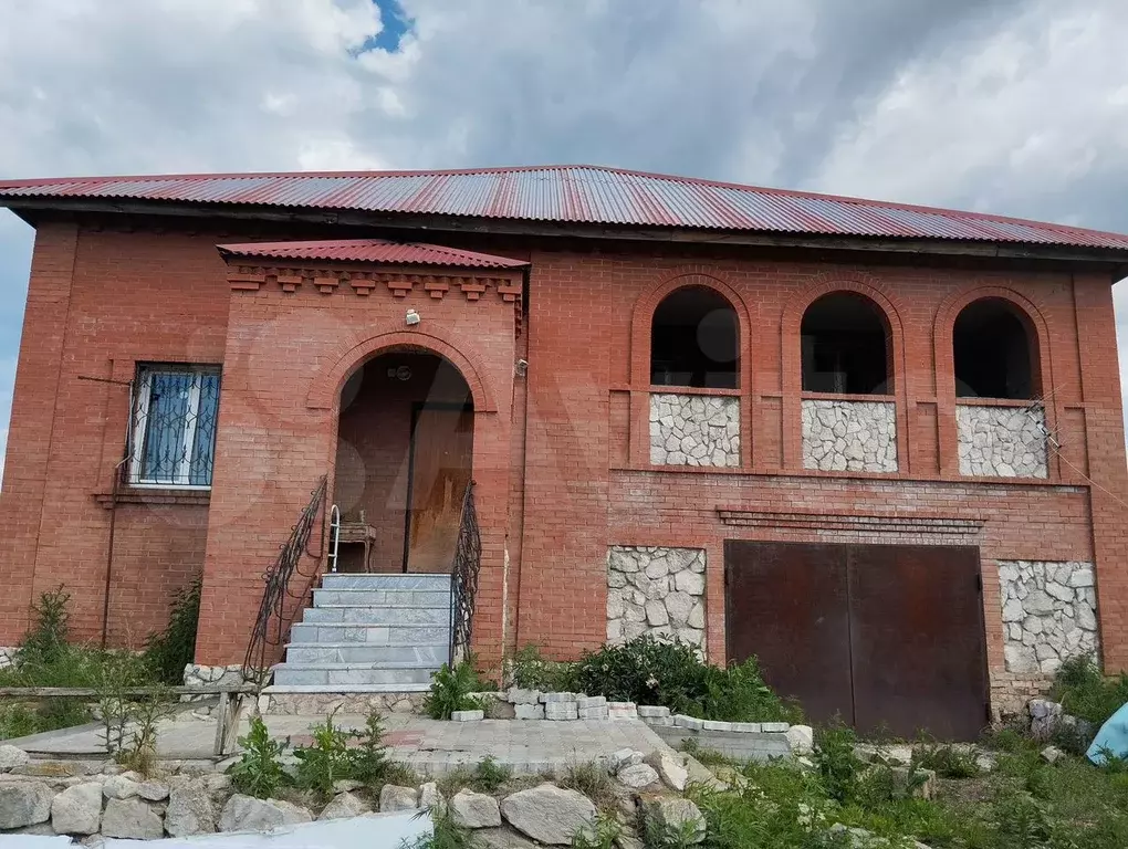 Дом 235 м на участке 10 сот. - Фото 1