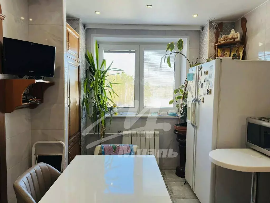 Продается 3-комнатная квартира - Фото 2