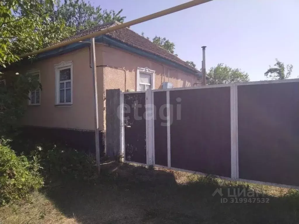 Дом в Ставропольский край, Александровский муниципальный округ, с. ... - Фото 2