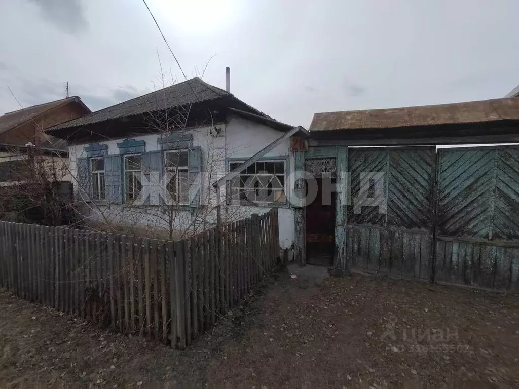 Дом в Хакасия, Абакан Майская ул. (60 м) - Фото 0