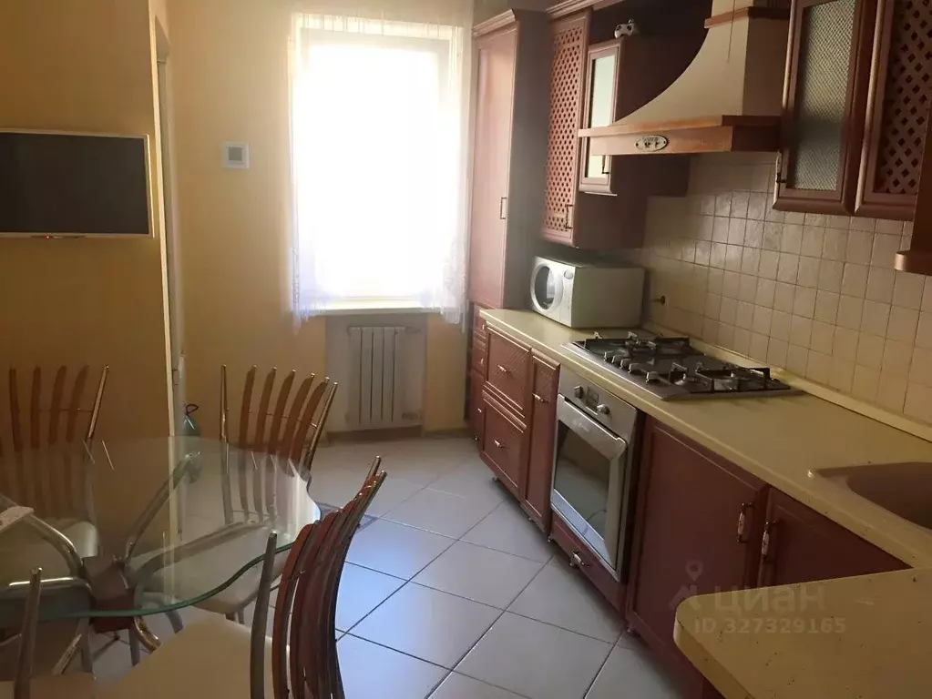 4-к кв. Севастополь просп. Октябрьской Революции, 26 (105.0 м) - Фото 1