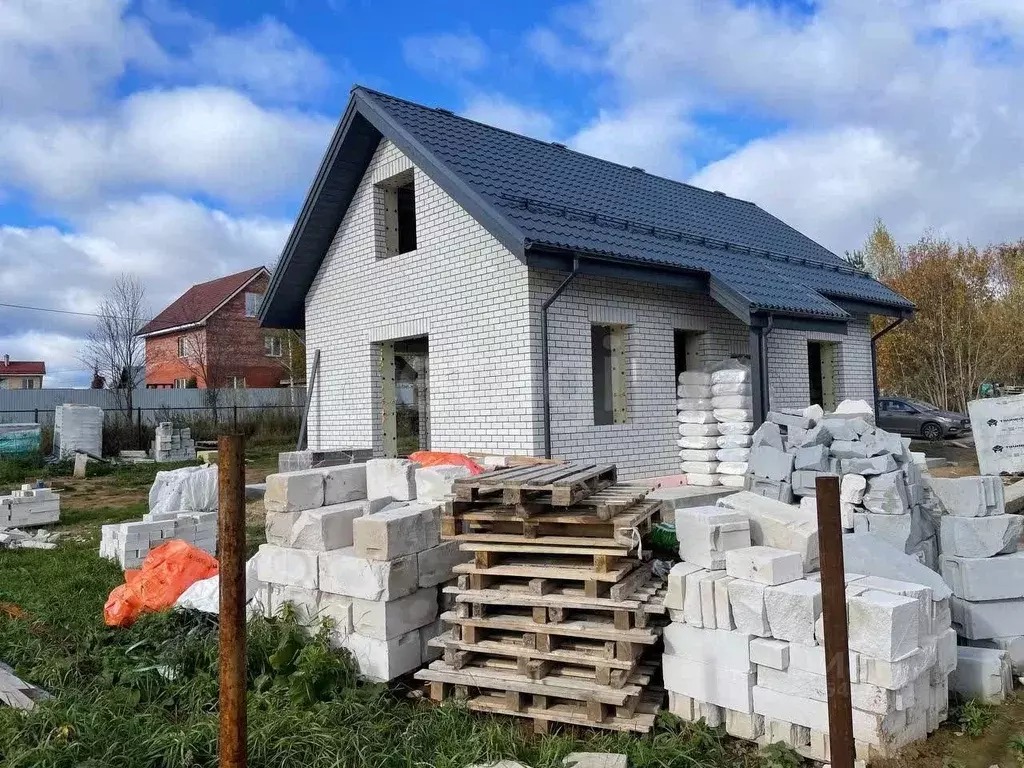 Дом в Пермский край, Краснокамский муниципальный округ, пос. Ласьва ... - Фото 1