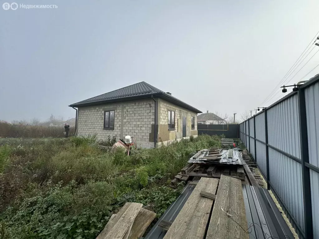 Дом в Абинский район, Мингрельское сельское поселение, станица ... - Фото 2