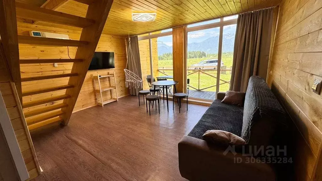 Дом в Бурятия, Тункинский район, пос. Аршан  (60 м) - Фото 1