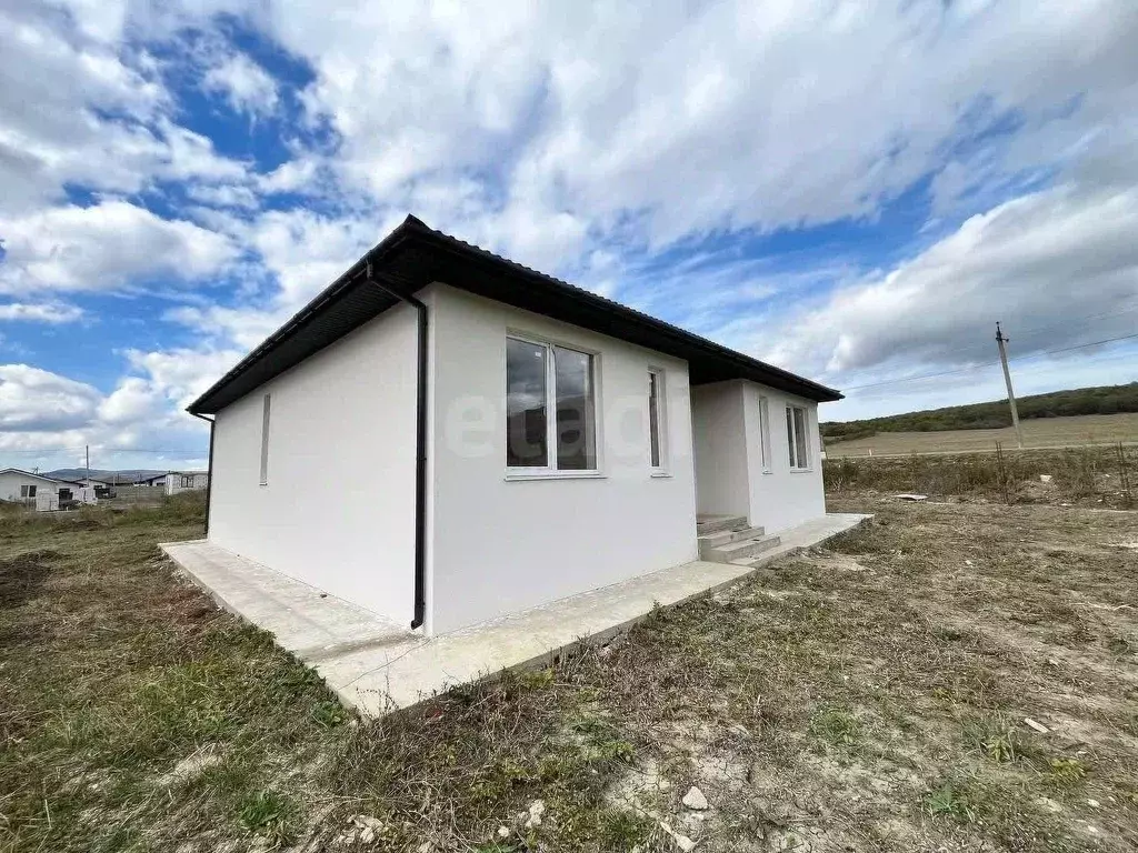 Дом в Крым, Симферопольский район, Добровское с/пос, с. Перевальное, ... - Фото 2