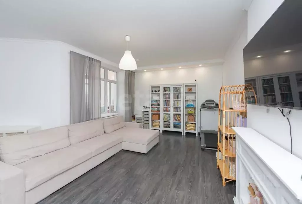 3-к кв. Пермский край, Пермь Уинская ул., 17 (102.6 м) - Фото 1