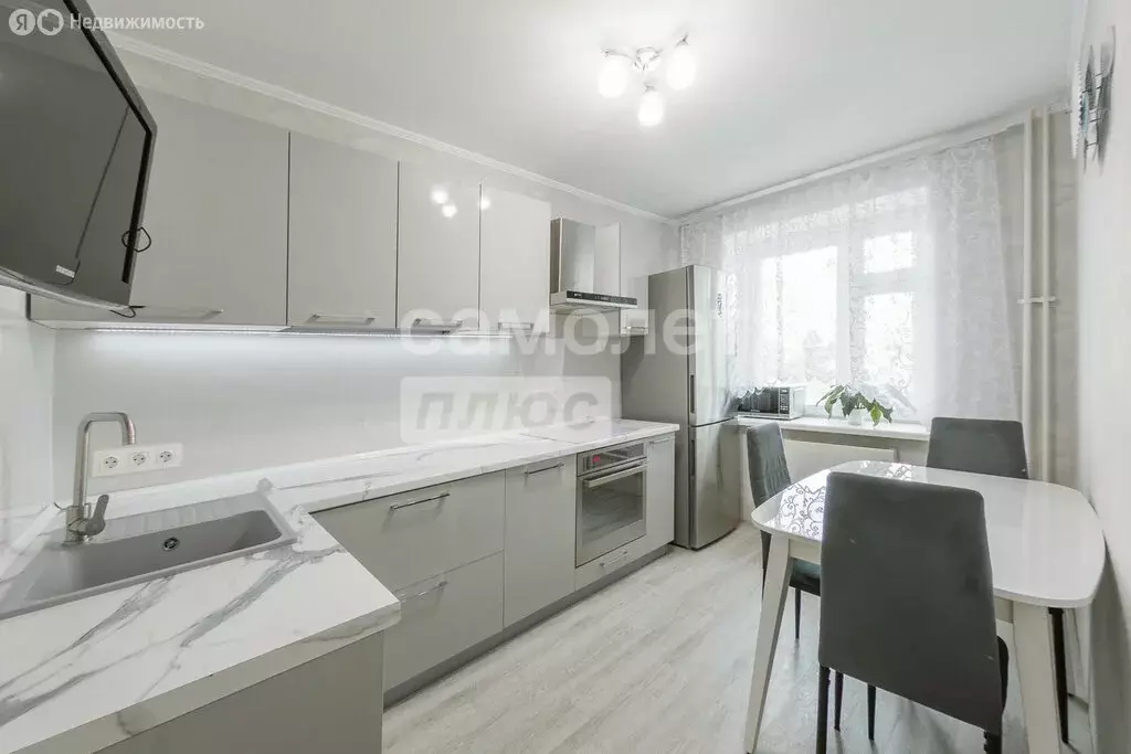 3-комнатная квартира: Екатеринбург, улица Репина, 78 (67.8 м) - Фото 1