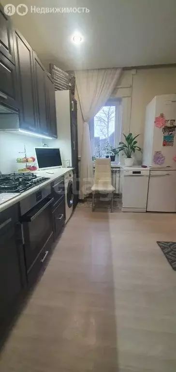 3-комнатная квартира: Печоры, Юрьевская улица, 56 (58.9 м) - Фото 1